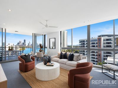 1101 / 4 Como Crescent, Southport