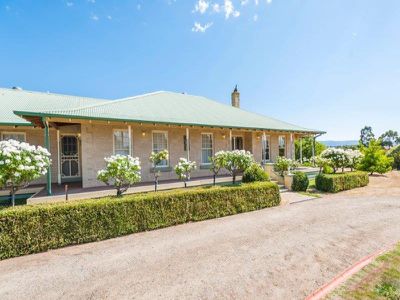 27 Moras Court, Gisborne
