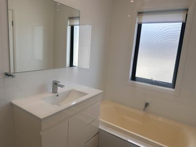29 Grand Court, Fairy Meadow