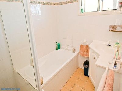 13 Gibbs Street, Urangan