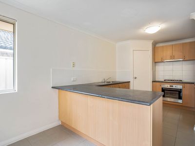 32 / 135 Challis Road, Seville Grove