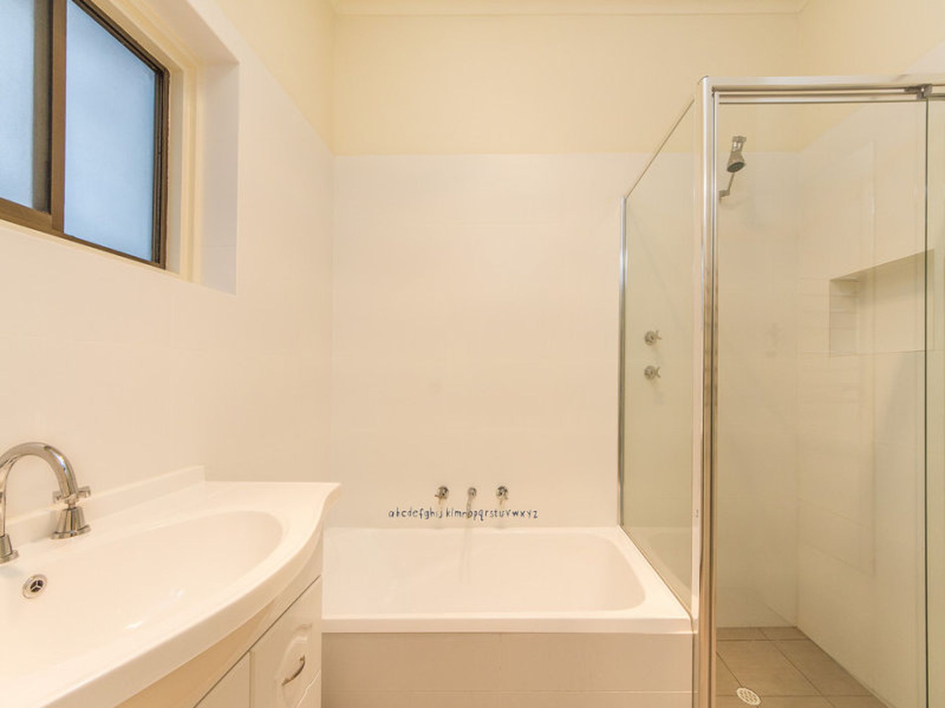37 Beare Avenue, Netley