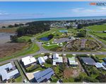 3 Nash Parade, Foxton Beach