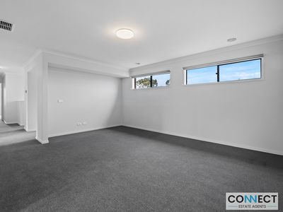 33 Burford Way, Cranbourne North