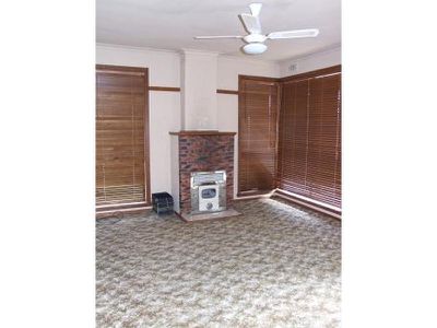 68 Lakeside Avnenue, Mount Beauty