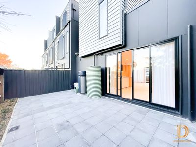 10 Blackwood Close, Coburg