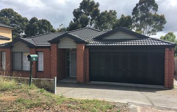 2 Perrott Place, Narre Warren