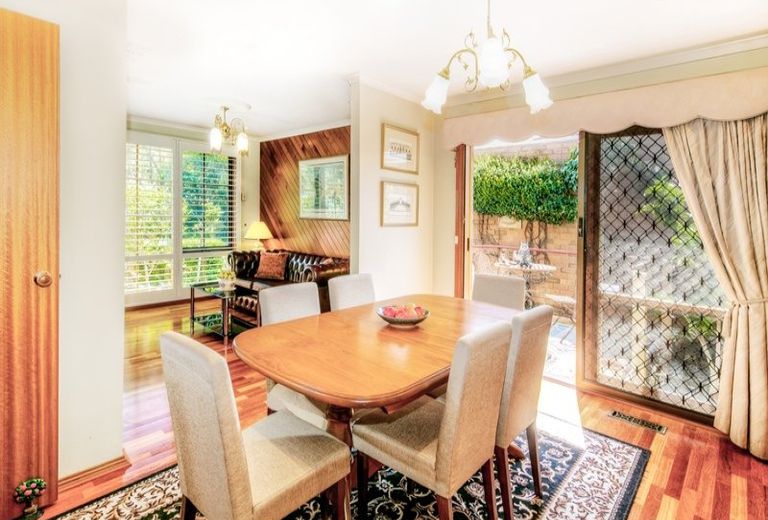 1 / 145 Grandview Road, Wheelers Hill