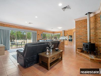 21 Corte Close, Brigadoon