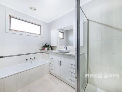14 Munro Close, Hampton Park