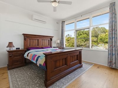 11 Long Court, Ladys Pass