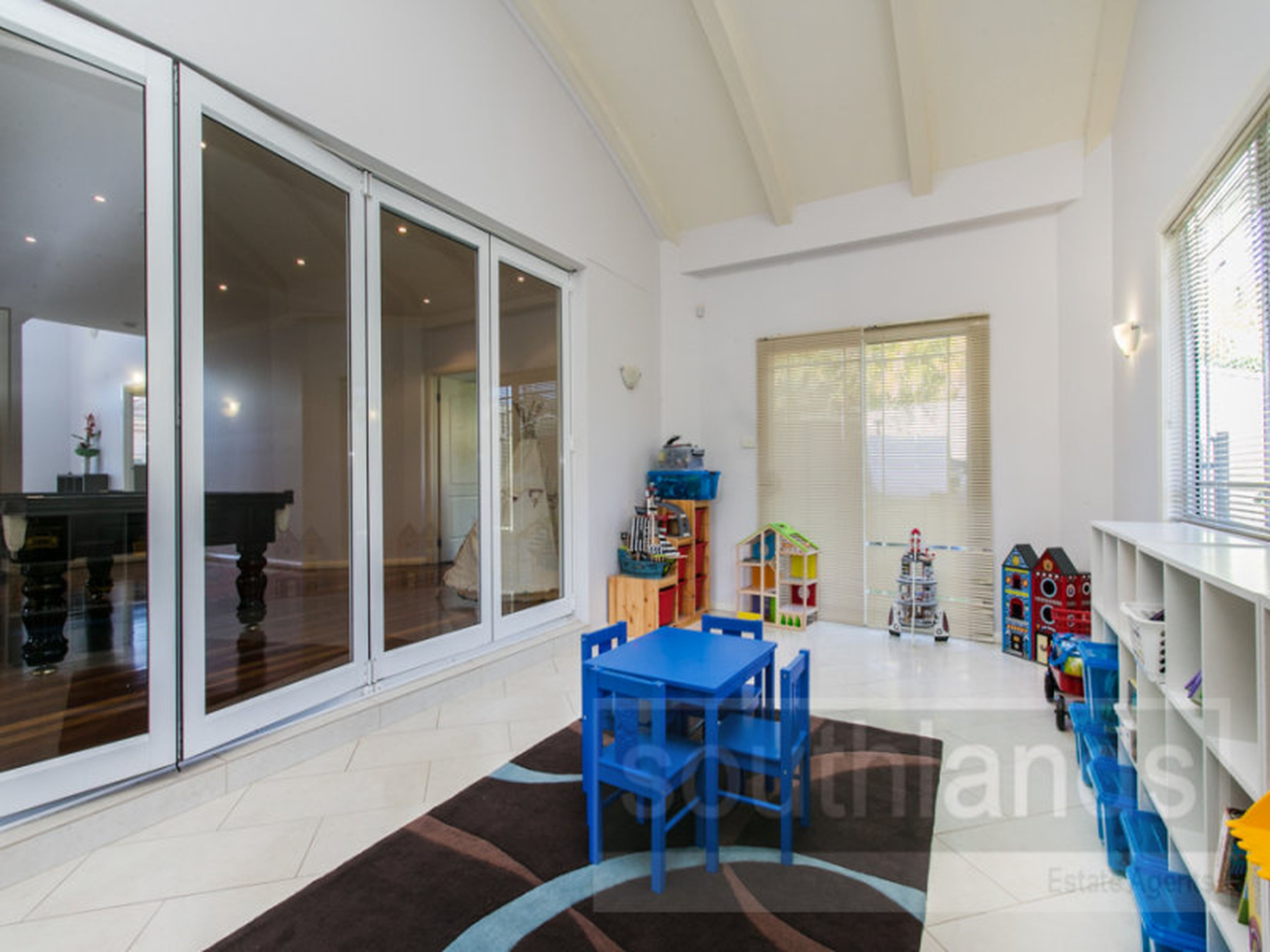 9 Torquay Tce, GLENMORE PARK