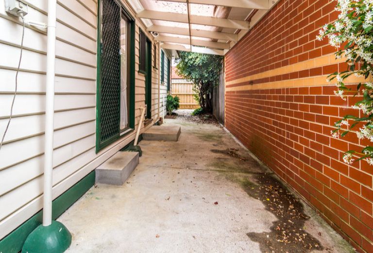 1 / 248 Lawrence Road, Mount Waverley