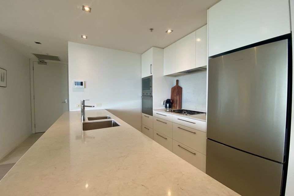 1005 / 480 St Kilda Road, Melbourne