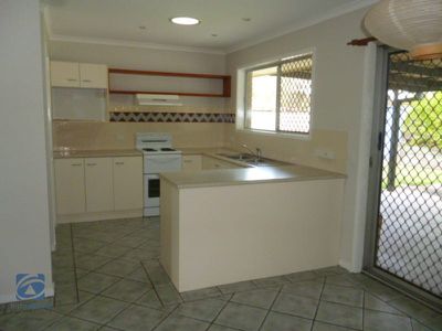 15 Milperra Road, Rochedale South