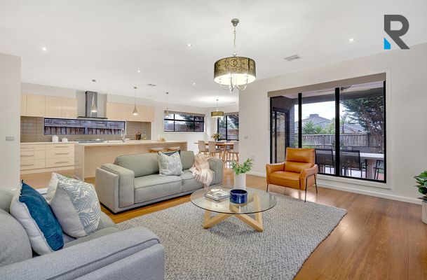 22 Bologna Crescent, Greenvale