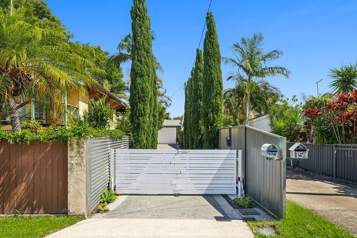 17 Station Street, Currumbin Waters