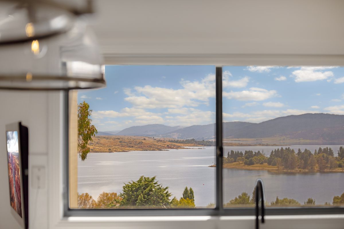 1 / 18 Nettin Circuit, Jindabyne