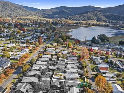 12 Simmonds Street, Mount Beauty