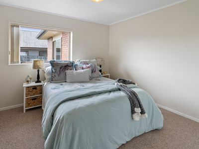 256 Royal Road, Massey