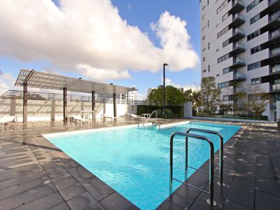 1102 / 21 Bow River Crescent, Burswood