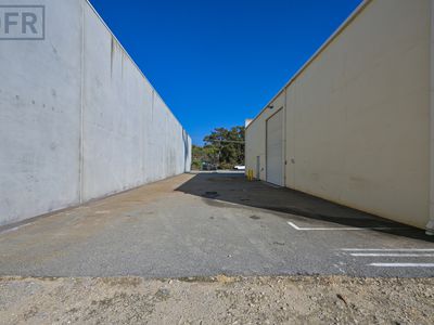 15 Port Pirie Street, Bibra Lake