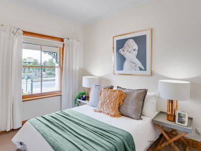 4 Blue Wren Circuit, Mawson Lakes