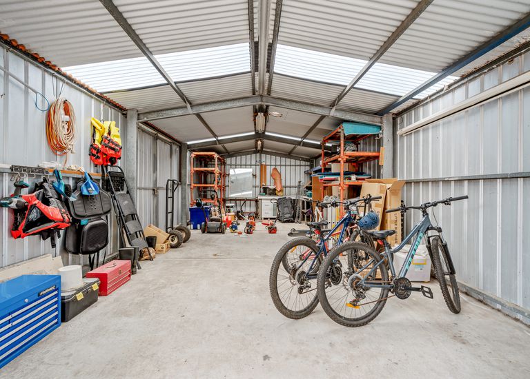 37 Waterford Avenue, Portland