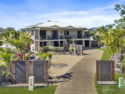 9 Priors Pocket Road, Pacific Heights