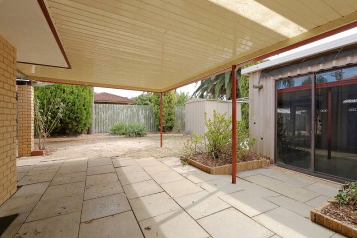 10 Ullswater Place, Balga