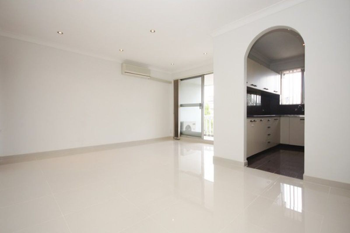 11 / 15-17 Lane Cove Road, Ryde
