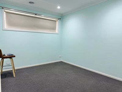 16 Pastille Road, Manor Lakes