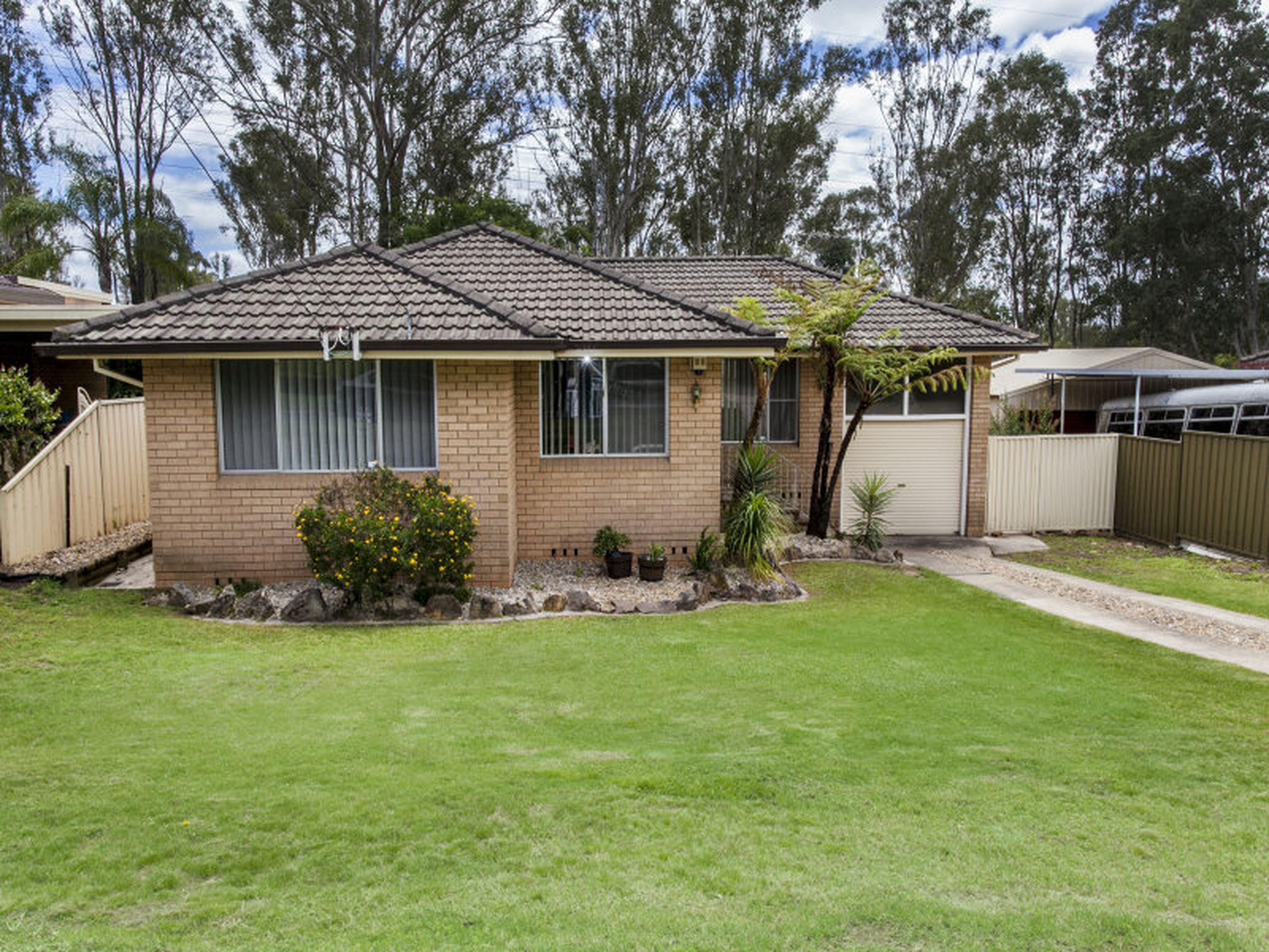9 Hilltop Road, PENRITH