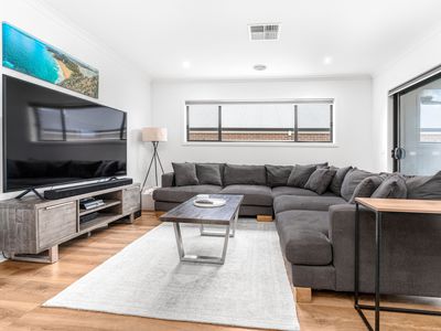 11 BEADSWORTH STREET, Baranduda