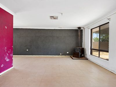 22 Phoenix Place, South Kalgoorlie