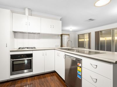 15 Rosemary Street, Wattle Grove