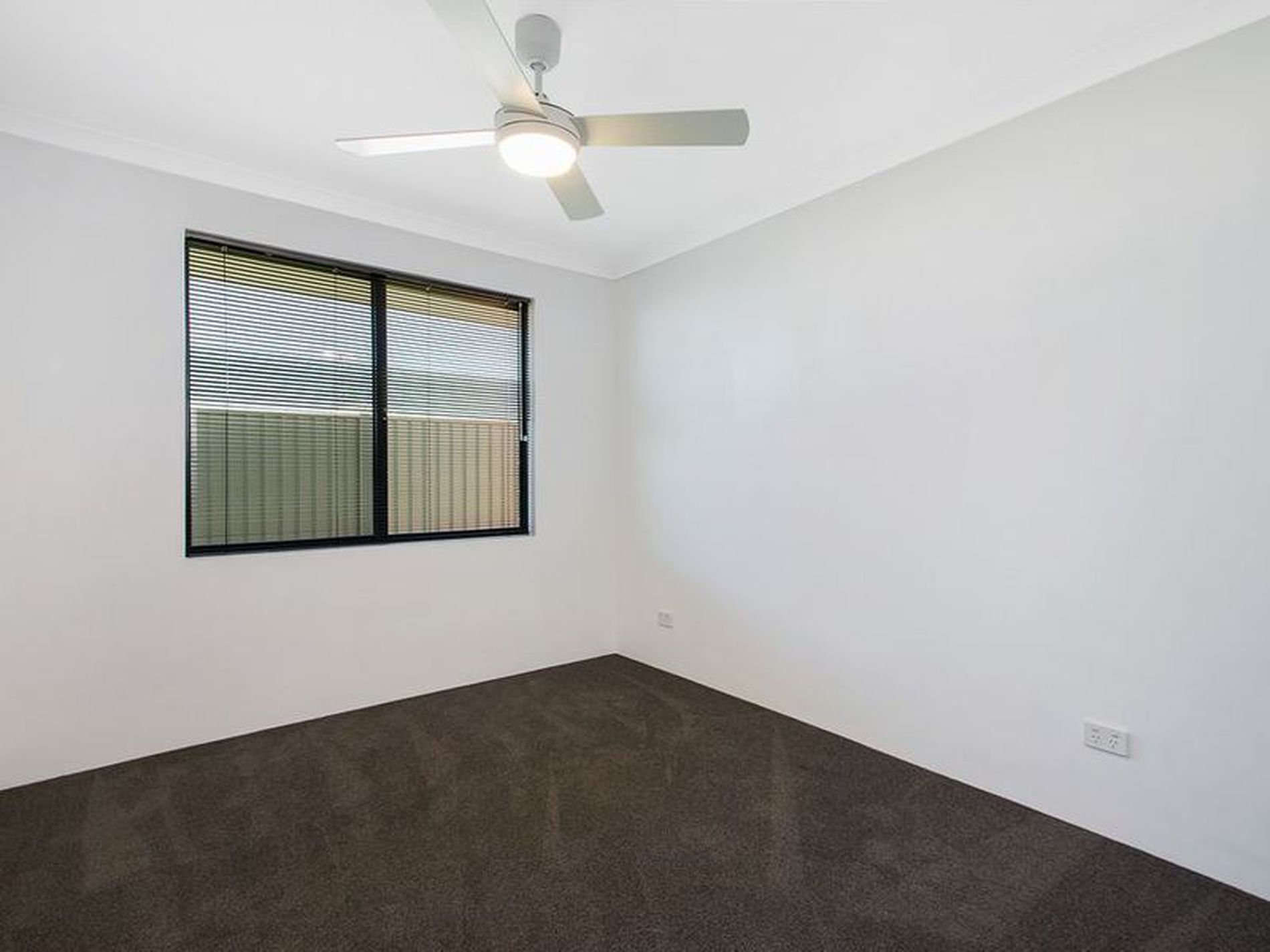 7 Persian Street, Eglinton