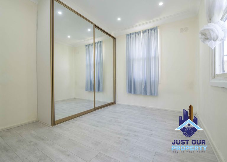 11 Marmion St, Birrong