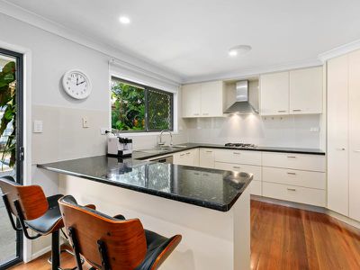 5 Kaniva Street, Rochedale South