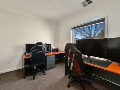 15a Tenth Street , Millicent