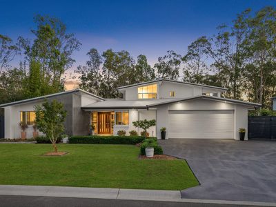 32 The Crescent, Underwood