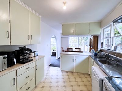 65 Roseberry Avenue, Birkenhead