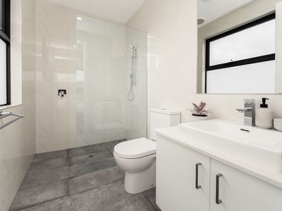TH1 / 14 Langford Crescent, Donvale