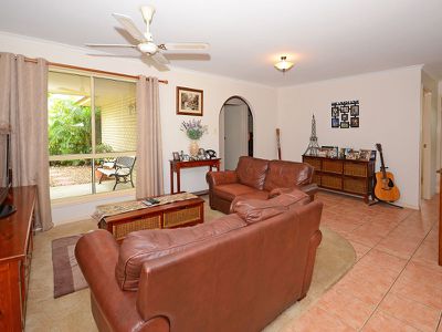 98 HONITON STREET, Torquay
