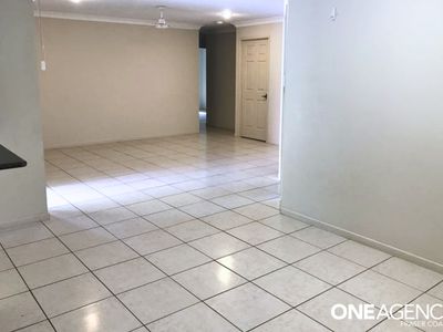 12 Tahlia Court, Tinana