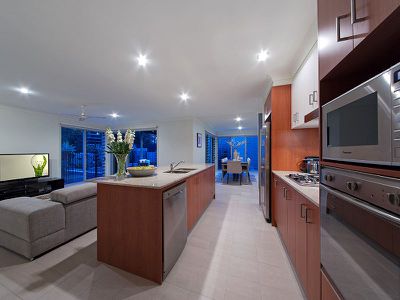 21 Hepburn Close, Wakerley