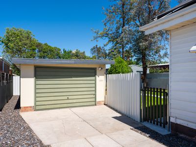 373 STEPHEN STREET, North Albury