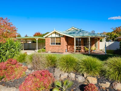 35 NIGHTINGALE AVENUE, Wodonga