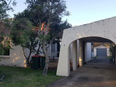 4 Park Road, Lake Illawarra