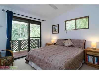 27 Palm Grove Cres, Tewantin